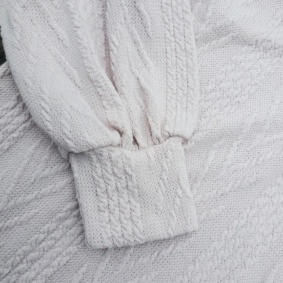 BiBi Cream V-neck Sweater - Picture 10 of 11